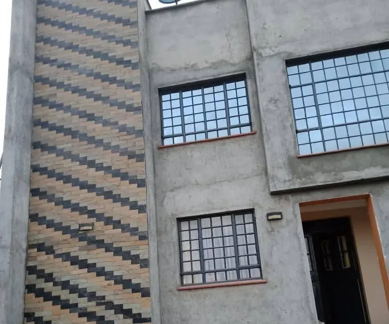Mazeras stone pattern on a building tower